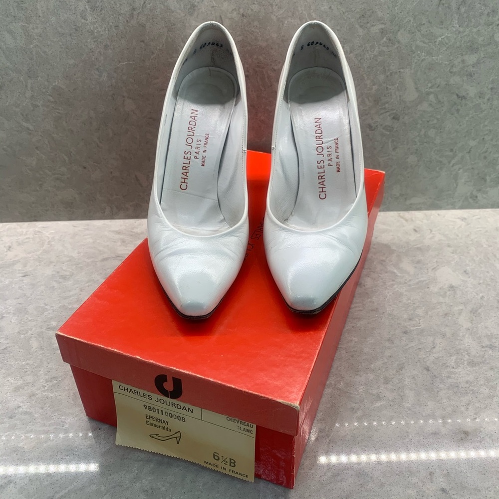 Vintage Charles Jourdan White Heels
